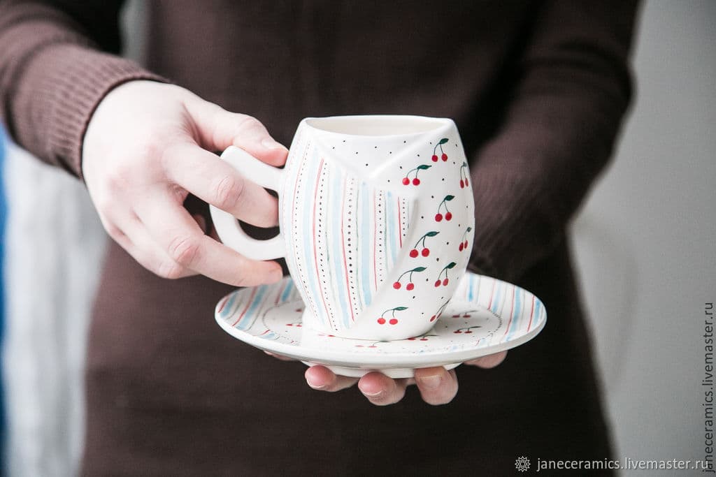 Вишнёвый десерт... Блюдце ручной работы, керамика — 4